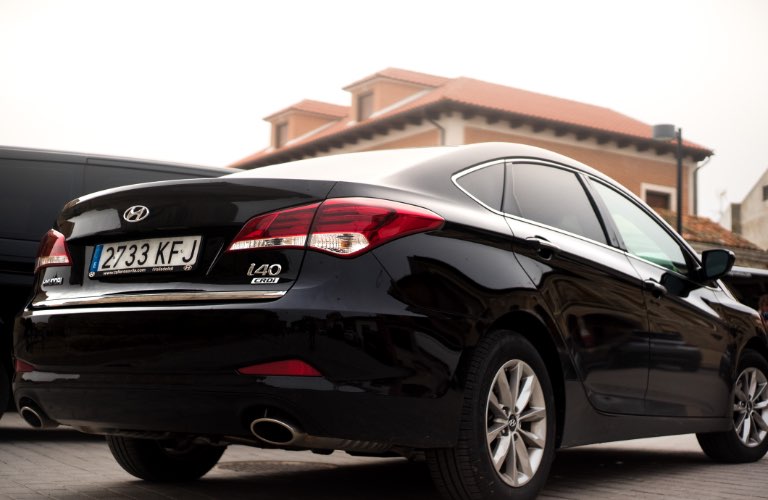 alquiler de vehículos con conductor