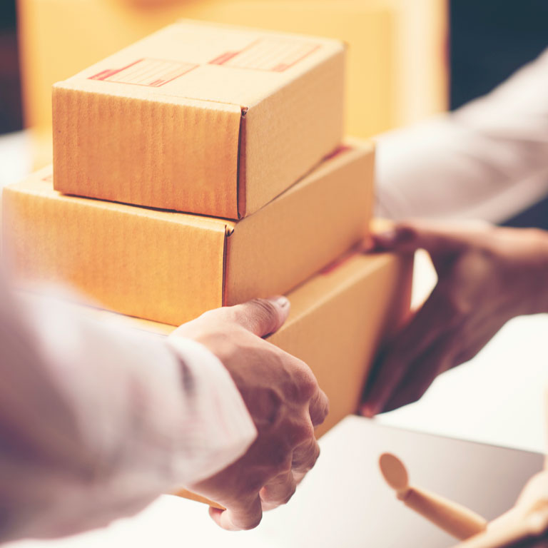 Servicio de paquetería LaRegional