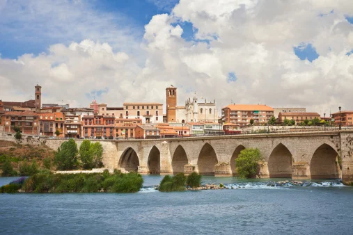 puente-medieval-rio-duero-valladolid